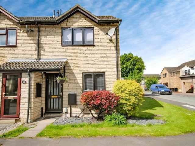 2 bedroom semi detached house to rent