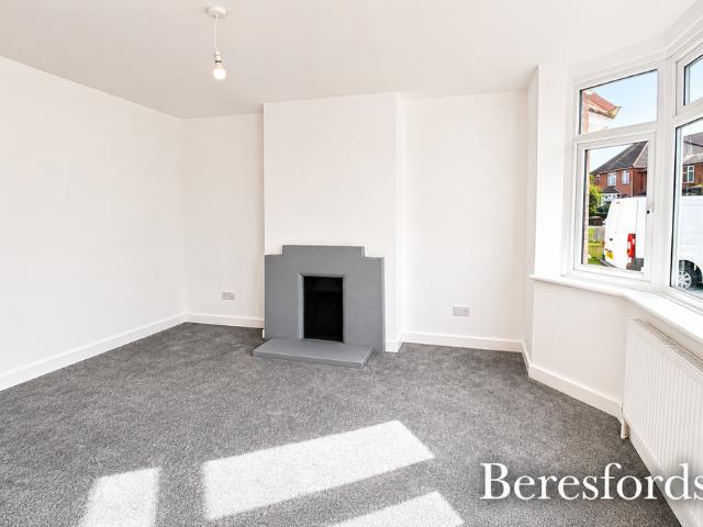 2 bedroom semi detached house to rent