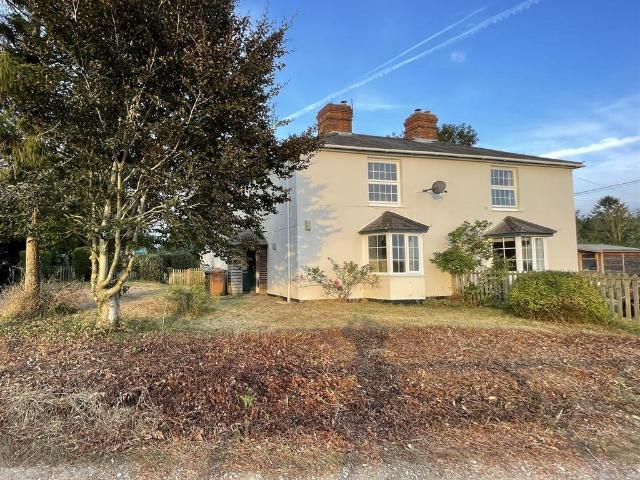 2 bedroom semi detached house to rent