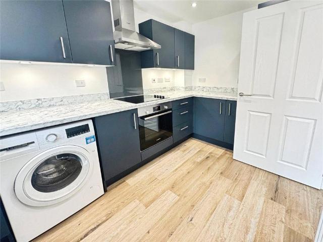 2 bedroom semi detached house to rent