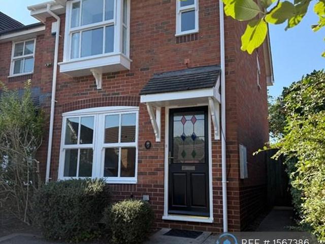 2 bedroom semi detached house to rent