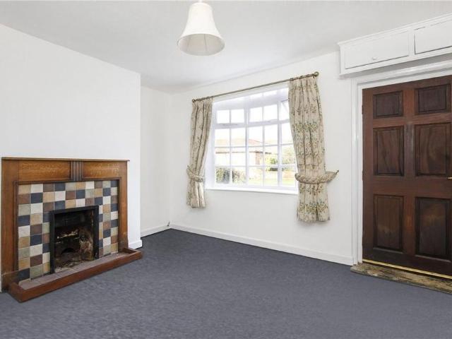 2 bedroom semi detached house to rent