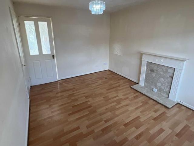 2 bedroom semi detached house to rent