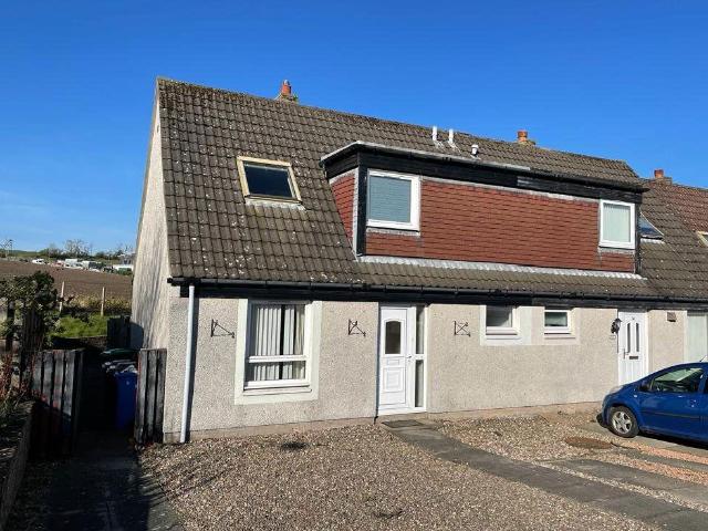 2 bedroom semi detached house to rent