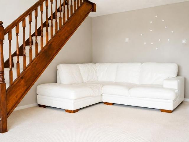 2 bedroom semi detached house to rent