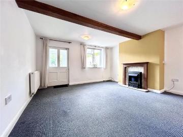 2 bedroom semi detached house to rent