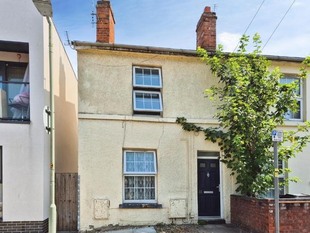 2 bedroom semi detached house to rent
