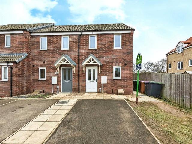 2 bedroom semi detached house to rent