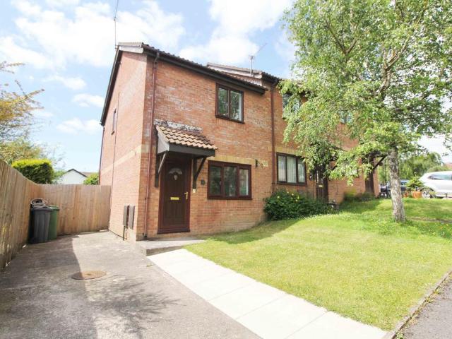 2 bedroom semi detached house to rent