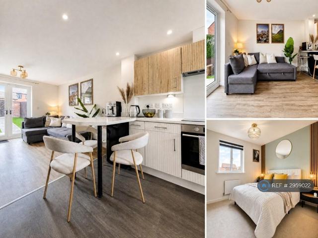 2 bedroom semi detached house to rent