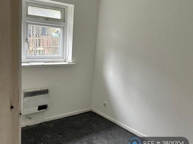 2 bedroom semi detached house to rent
