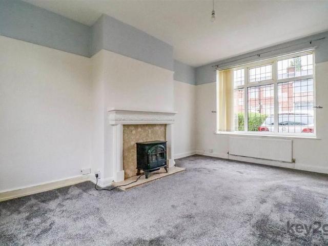 2 bedroom semi detached house to rent