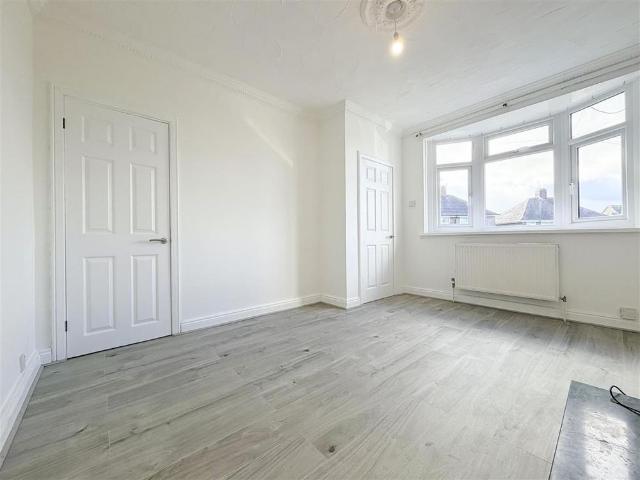 2 bedroom semi detached house to rent