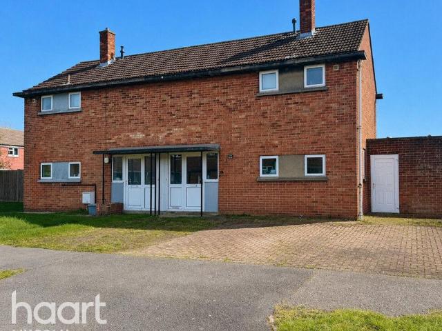 2 bedroom semi detached house to rent