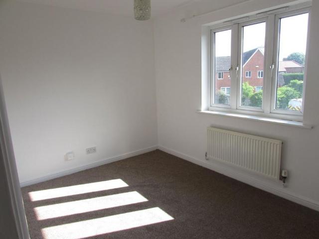 2 bedroom semi detached house to rent