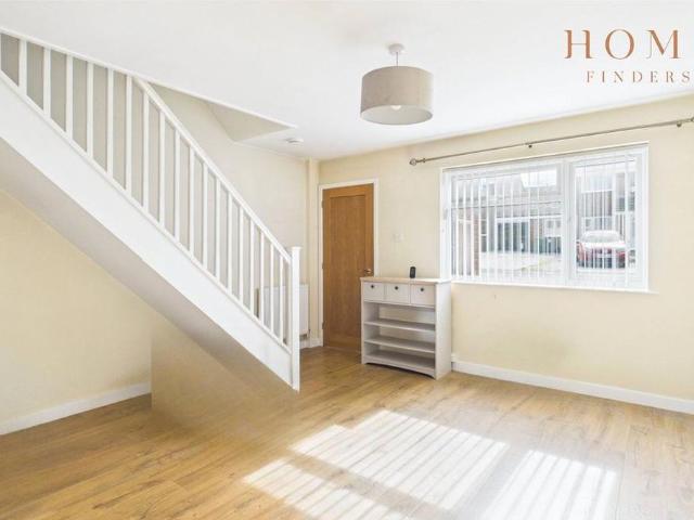 2 bedroom semi detached house to rent