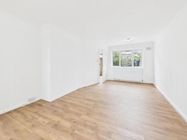 2 bedroom semi detached house to rent