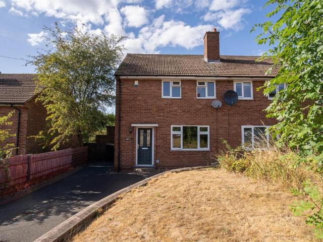 2 bedroom semi detached house to rent