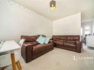 2 bedroom semi detached house to rent