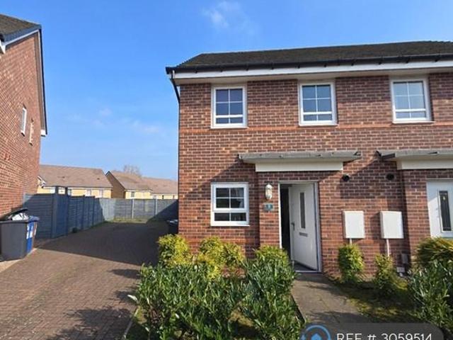 2 bedroom semi detached house to rent