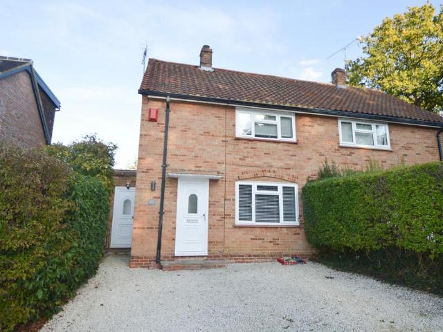 2 bedroom semi detached house to rent