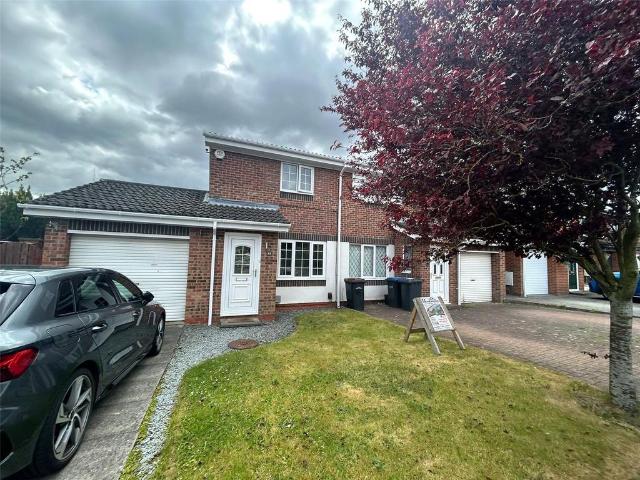 2 bedroom semi detached house to rent