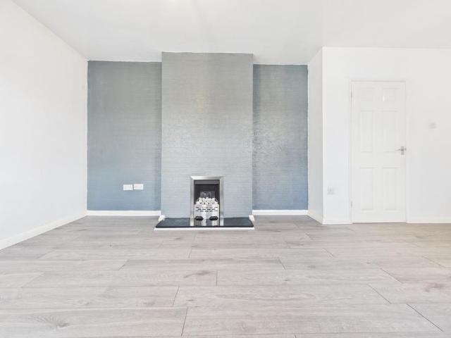 2 bedroom semi detached house to rent