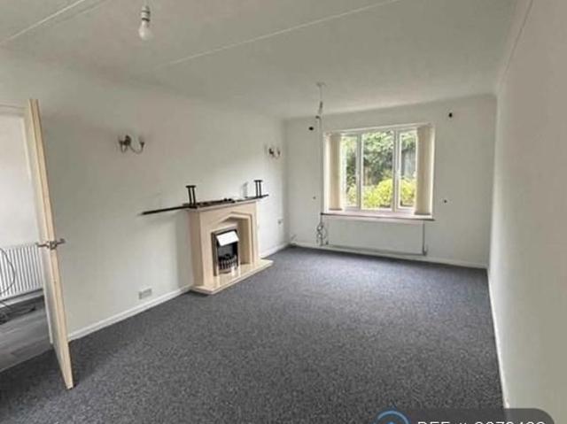 2 bedroom semi detached house to rent