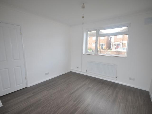 2 bedroom semi detached house to rent