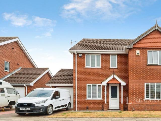 2 bedroom semi detached house to rent