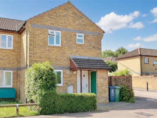 2 bedroom semi detached house to rent