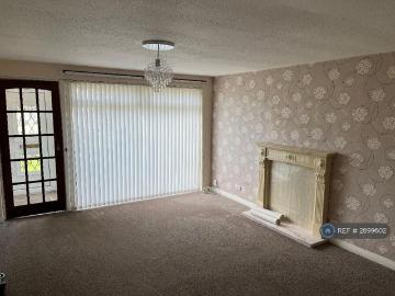 2 bedroom semi detached house to rent