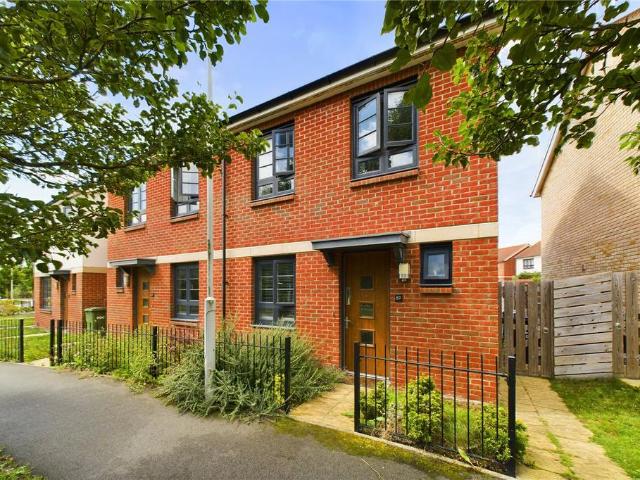 2 bedroom semi detached house to rent
