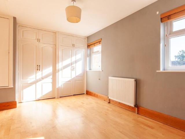 2 bedroom semi detached house to rent