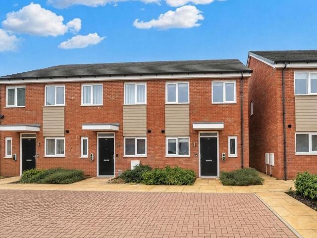 2 bedroom semi detached house to rent