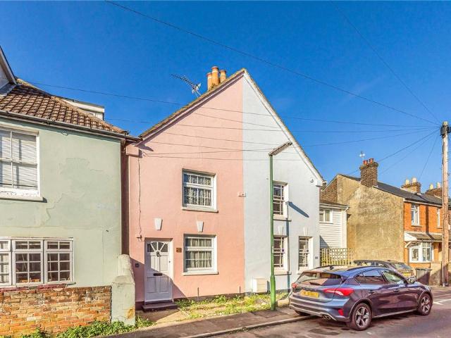 2 bedroom semi detached house to rent