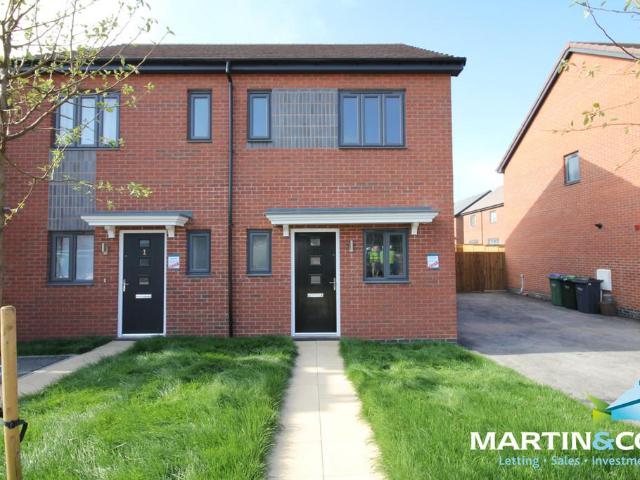 2 bedroom semi detached house to rent