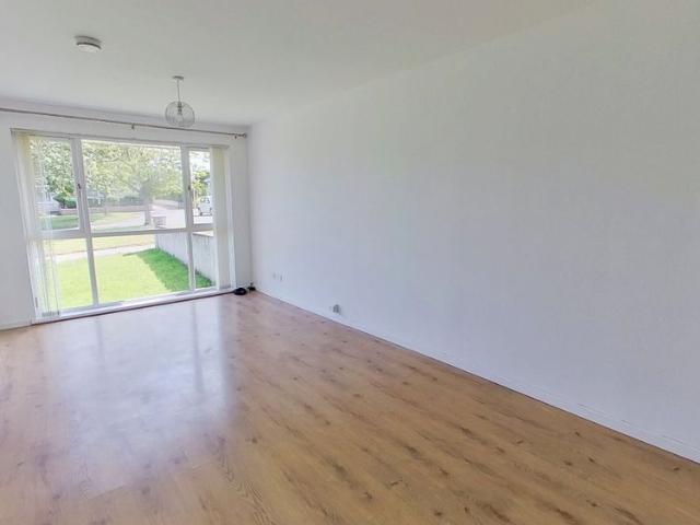 2 bedroom semi detached house to rent