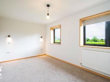 2 bedroom semi detached house to rent