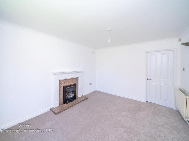 2 bedroom semi detached house to rent