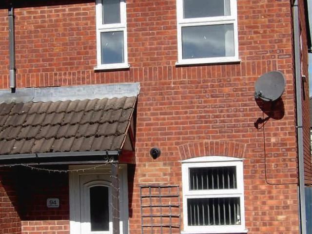 2 bedroom semi detached house to rent