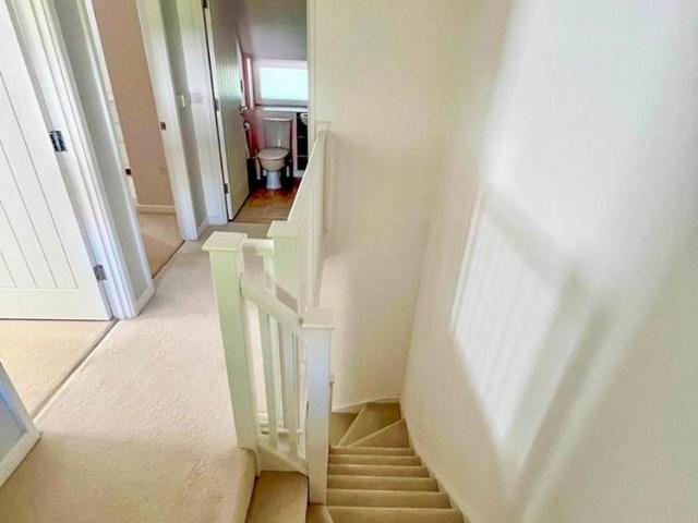 2 bedroom semi detached house to rent