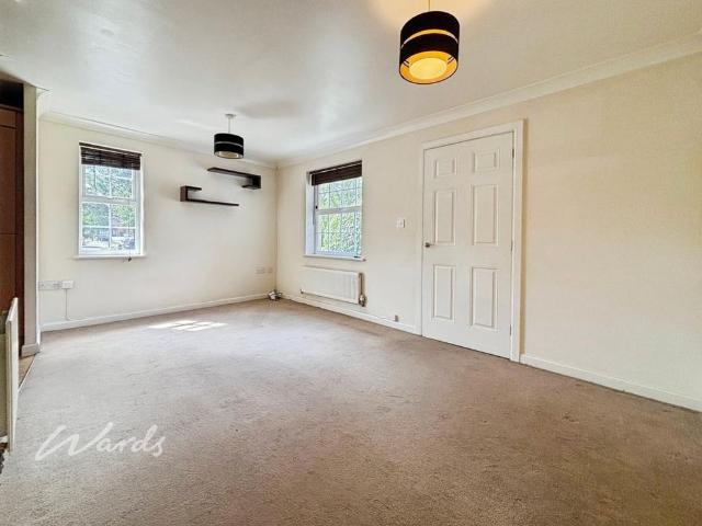 2 bedroom semi detached house to rent