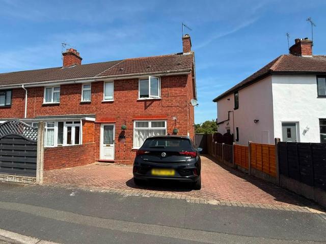 2 bedroom semi detached house to rent