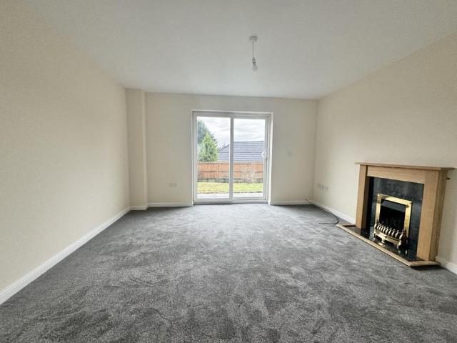 2 bedroom semi detached house to rent