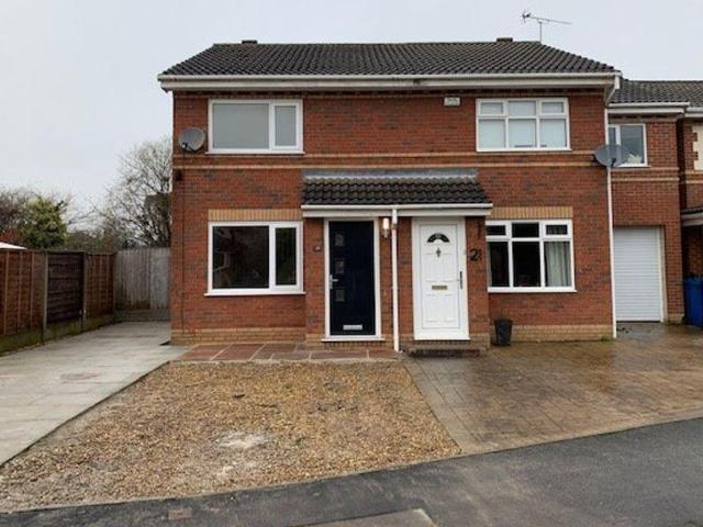 2 bedroom semi detached house to rent
