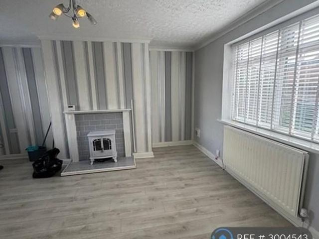 2 bedroom semi detached house to rent