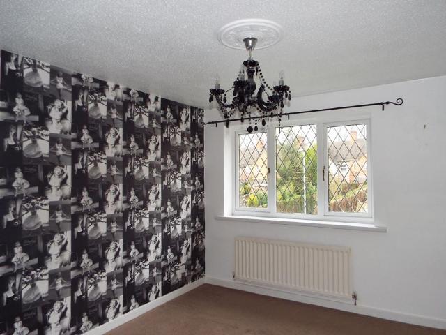 2 bedroom semi detached house to rent