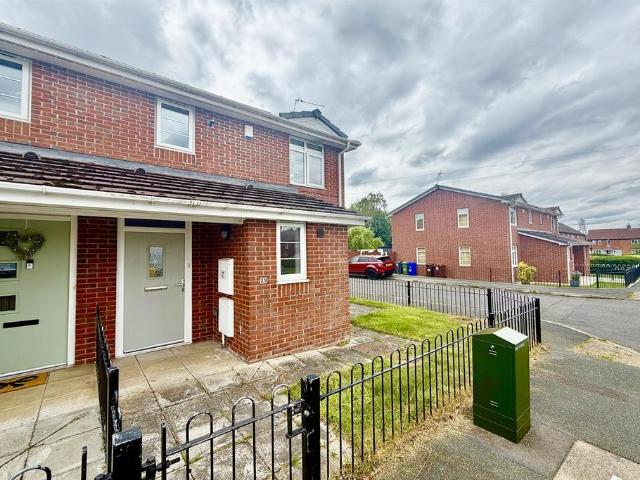 2 bedroom semi detached house to rent