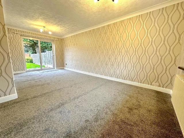 2 bedroom semi detached house to rent